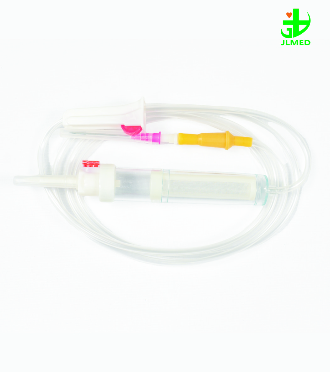 Double Drip Chamber Blood Transfusion Set with Two Spike