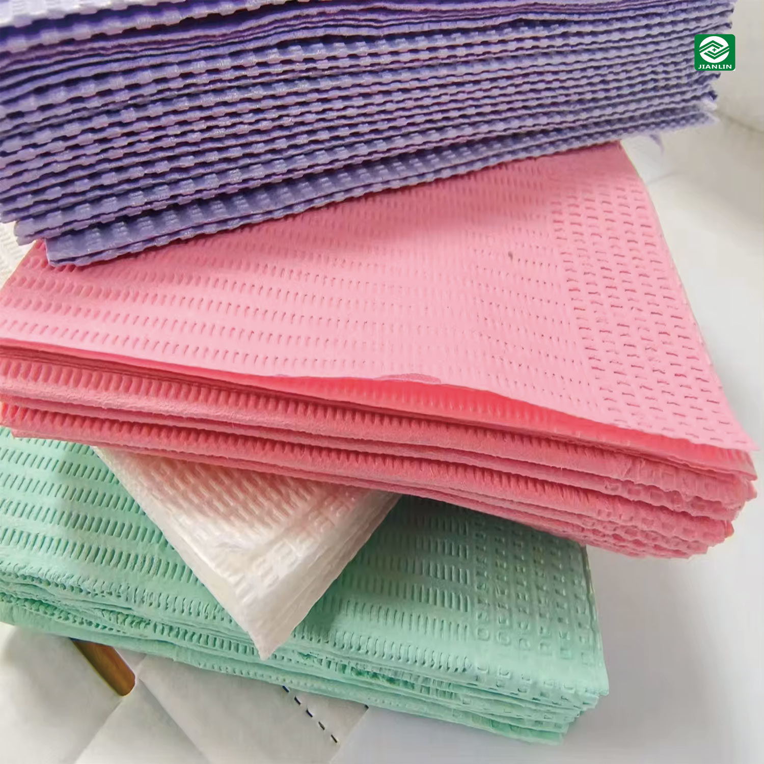 Disposable Colorful Tissue Dental Bib for Medical Dentist Dental Bibs