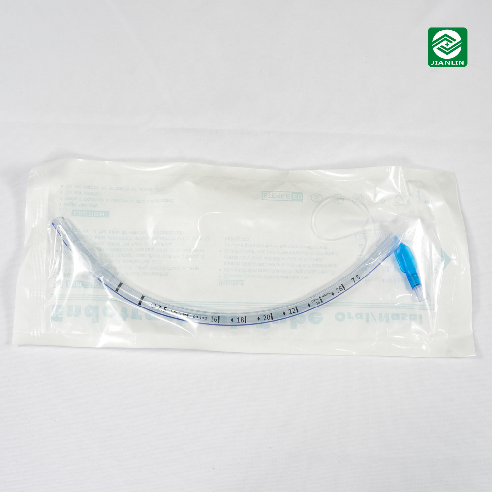 Medical-PVC-Endotracheal-Tube-with-CE-and-ISO13485-Airway-Intubation (1)